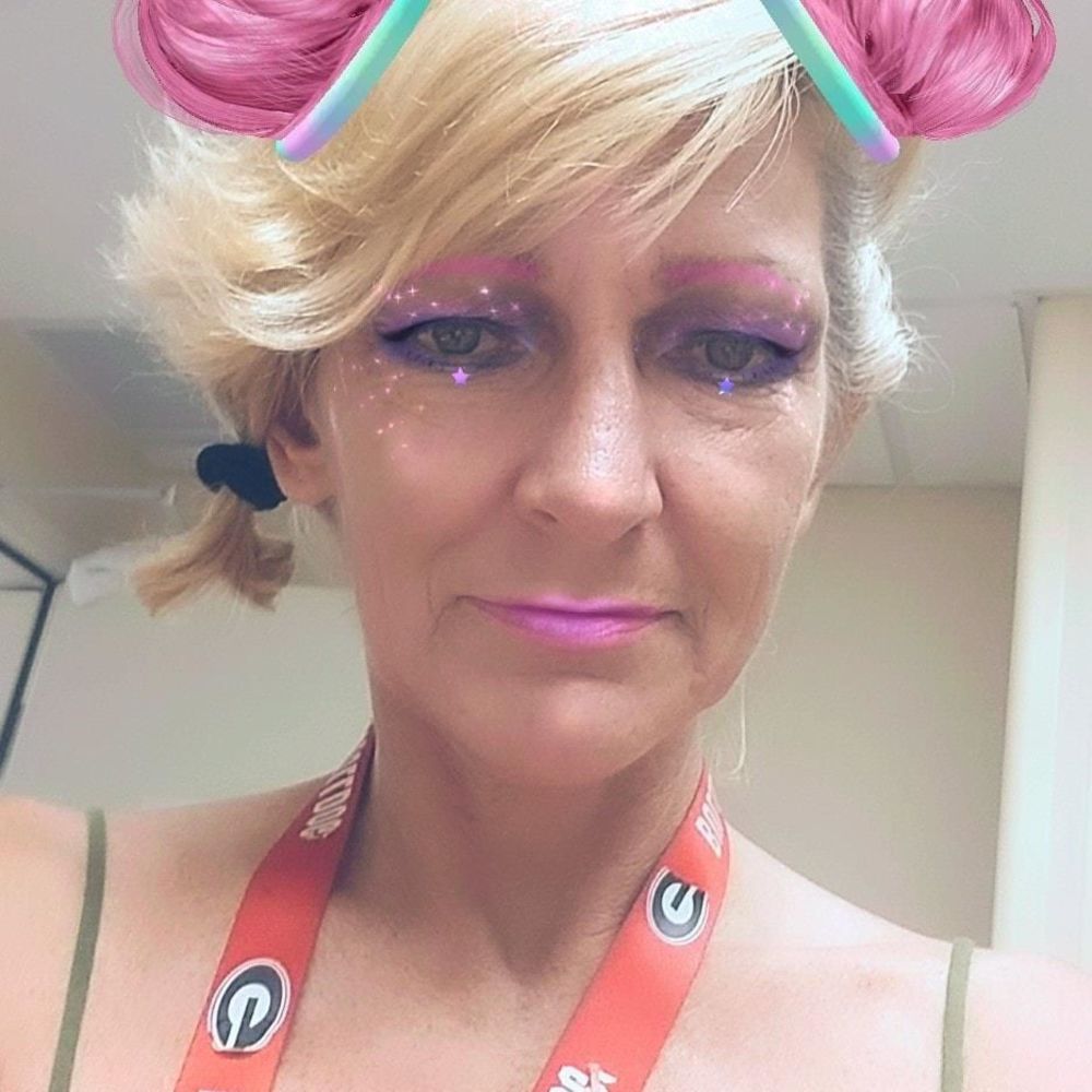 Meet your Posher, Rhonda